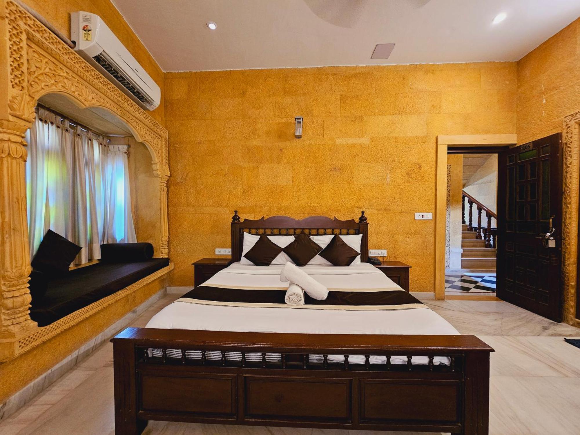 Hotel Royal Jaisalmer Bagian luar foto